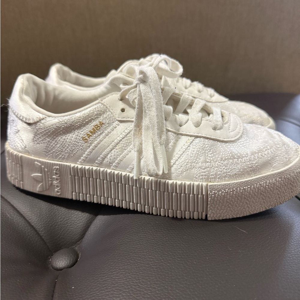 Women's White Sambarose Cloud
